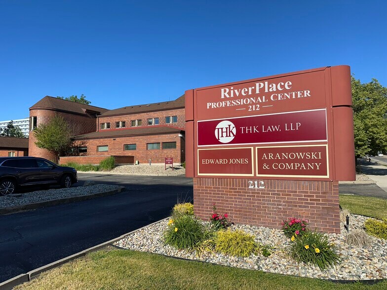 212 E La Salle Ave, South Bend, IN à vendre - Photo de l’immeuble – Image 3 sur 15