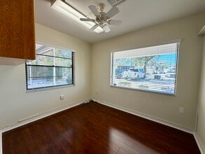 2027 Manatee Ave, Bradenton, FL à louer Photo intérieure– Image 2 sur 4