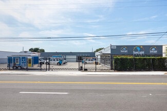 Plus de détails pour 1106 W Central Blvd, Orlando, FL - Industriel/Logistique à vendre