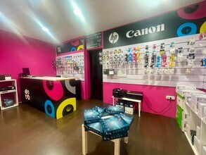 Local commercial dans Cornellà de Llobregat, Barcelona à louer Photo intérieure– Image 2 sur 10