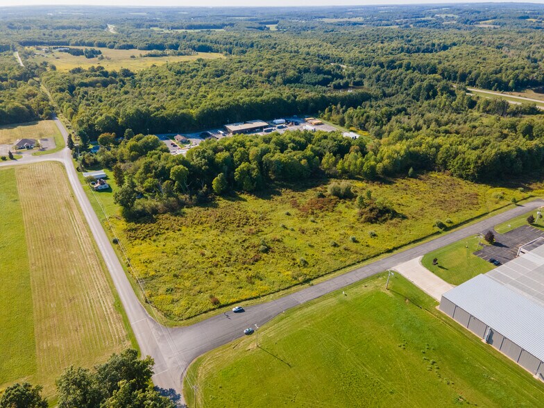 125 Hardinger Blvd, Grove City, PA à vendre - Aérien – Image 2 sur 27