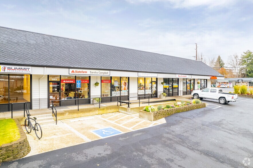 12950 SW Pacific Hwy, Tigard, OR à louer - Photo de l’immeuble – Image 3 sur 30