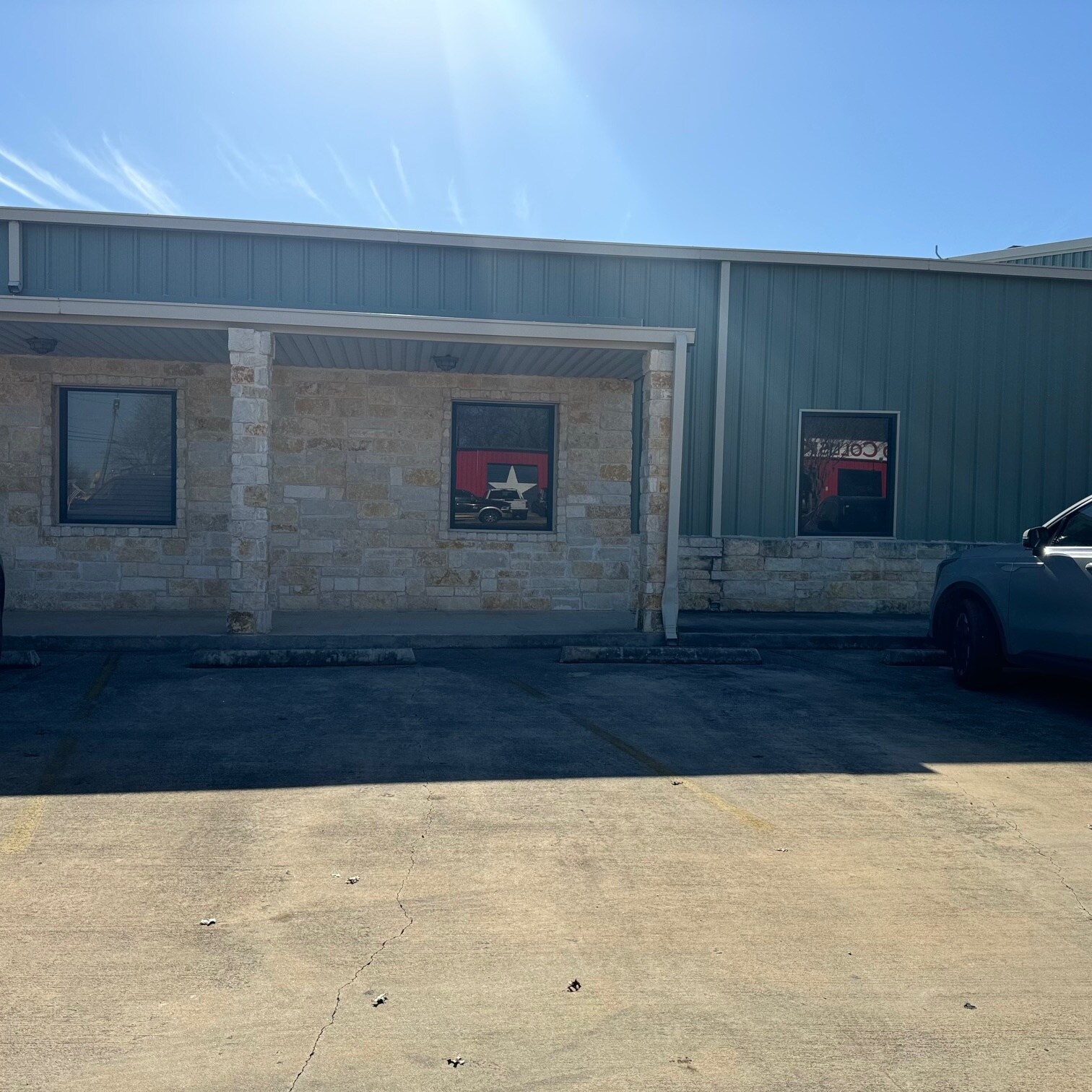 2301 10th St, Floresville, TX à louer Photo principale– Image 1 sur 8
