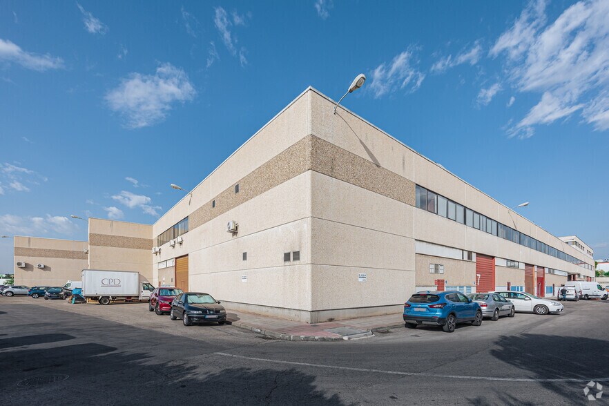 Avenida de Valdelaparra, 27, Alcobendas, Madrid à louer - Photo principale – Image 1 sur 3