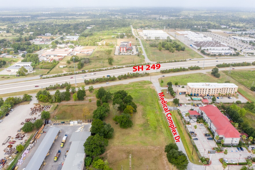 28155 Tomball Pky, Tomball, TX à louer - Photo de l’immeuble – Image 2 sur 18