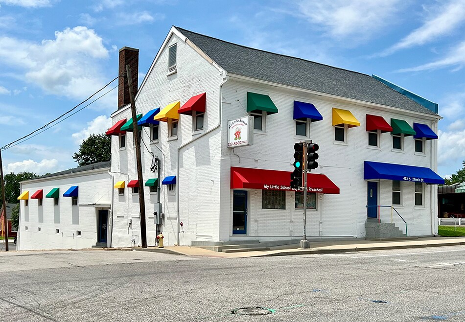 423 S Illinois St, Belleville, IL à vendre Photo de l’immeuble– Image 1 sur 7