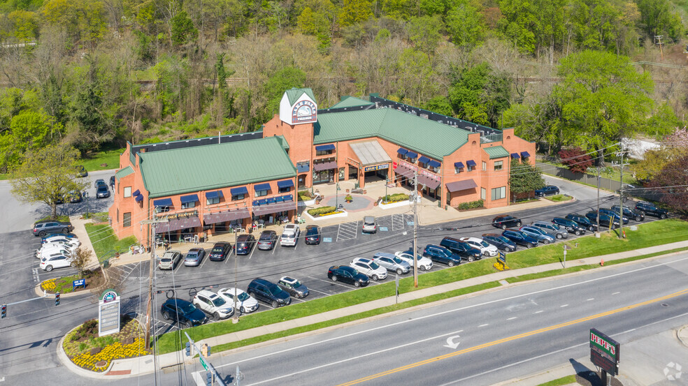 6080 Falls Rd, Baltimore, MD à louer - Aérien – Image 2 sur 26