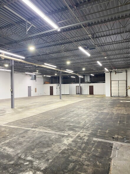 201-207 William St, Bensenville, IL à louer - Photo de l’immeuble – Image 2 sur 14