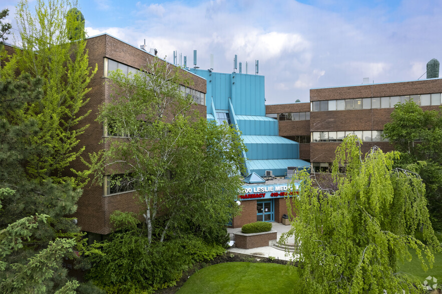 4800 Leslie St, Toronto, ON à louer - Photo principale – Image 1 sur 4