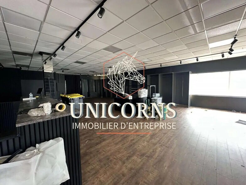 Local commercial dans Portet-sur-Garonne à louer - Photo de l’immeuble – Image 2 sur 4