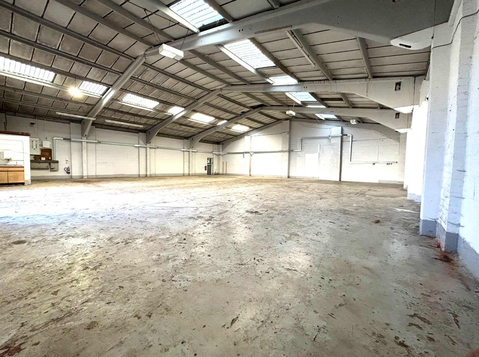 1 Tadman St, Wakefield à louer Photo intérieure– Image 1 sur 3