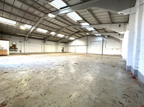 1 Tadman St, Wakefield à louer Photo intérieure– Image 1 sur 3