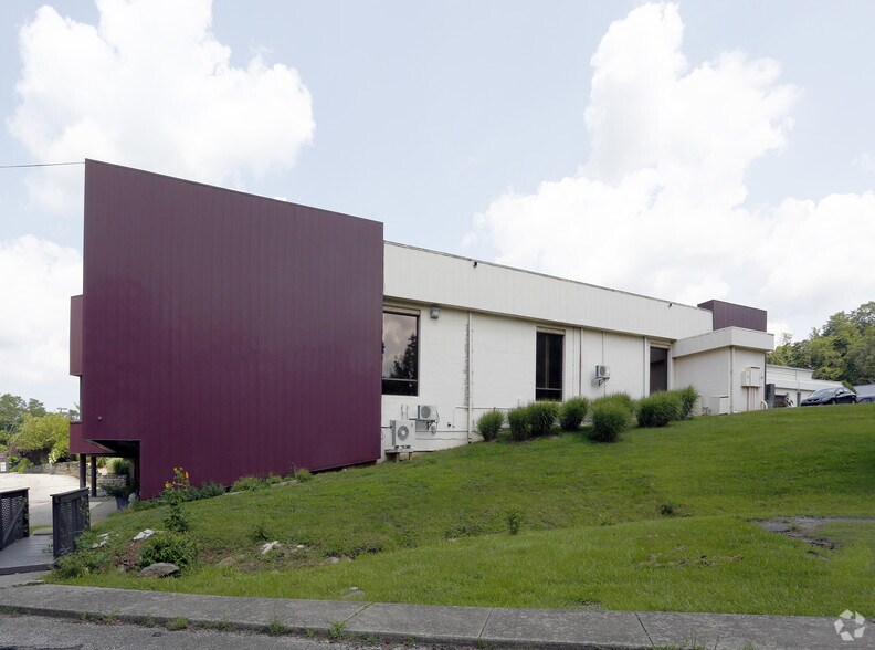 2620 N Walnut St, Bloomington, IN à louer - Photo de l’immeuble – Image 3 sur 7