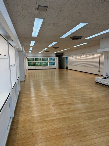 410 S Spring St, Burlington, NC à louer - Photo de l’immeuble – Image 3 sur 11