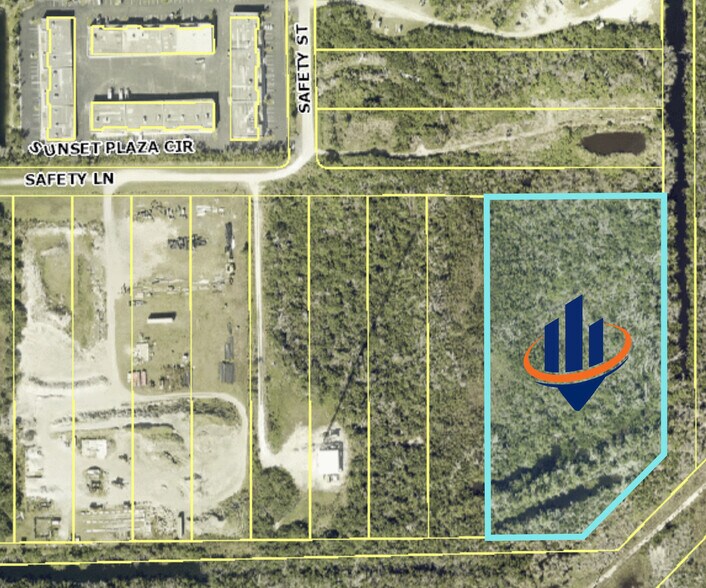 10501 Safety Ln, Fort Myers, FL à vendre - Photo principale – Image 1 sur 2