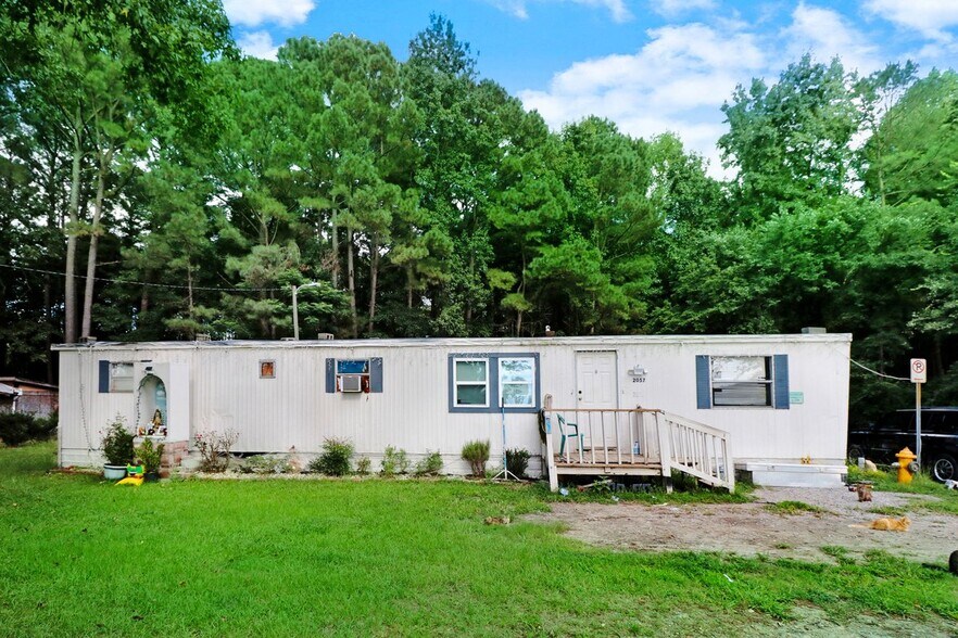 2057 Old Rock Quarry Rd, Princeton, NC à vendre - Photo principale – Image 1 sur 2