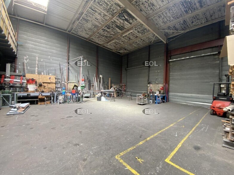 Local d’activités dans Aubagne à louer - Photo intérieure – Image 3 sur 7
