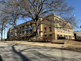 Plus de détails pour 5421 THEKLA Ave, Saint Louis, MO - Spécialisé à vendre