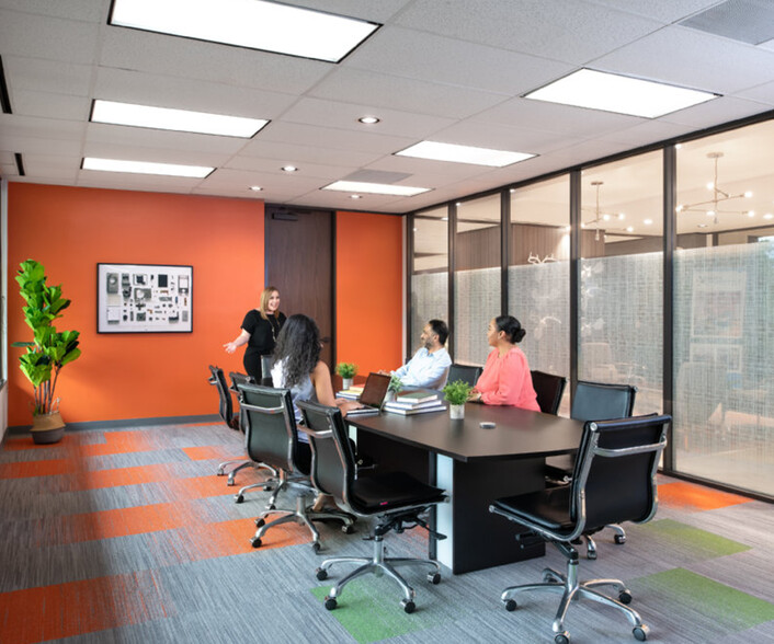 9900 Westpark Dr, Houston, TX à louer - Photo intérieure – Image 2 sur 5