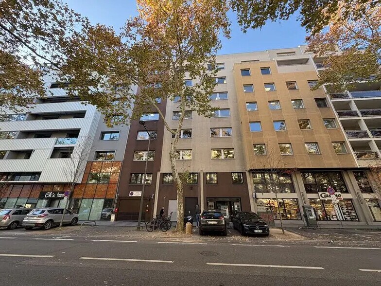 Bureau dans Lyon à louer - Photo de l’immeuble – Image 1 sur 11