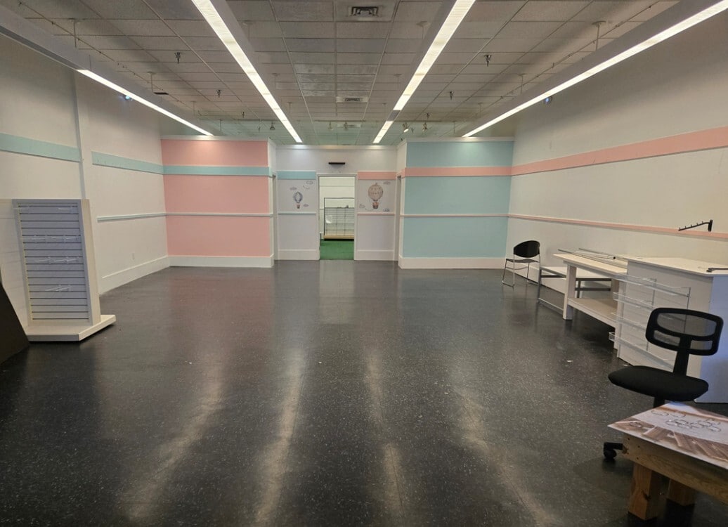 1500 Apalachee Pky, Tallahassee, FL à louer Photo intérieure– Image 1 sur 2