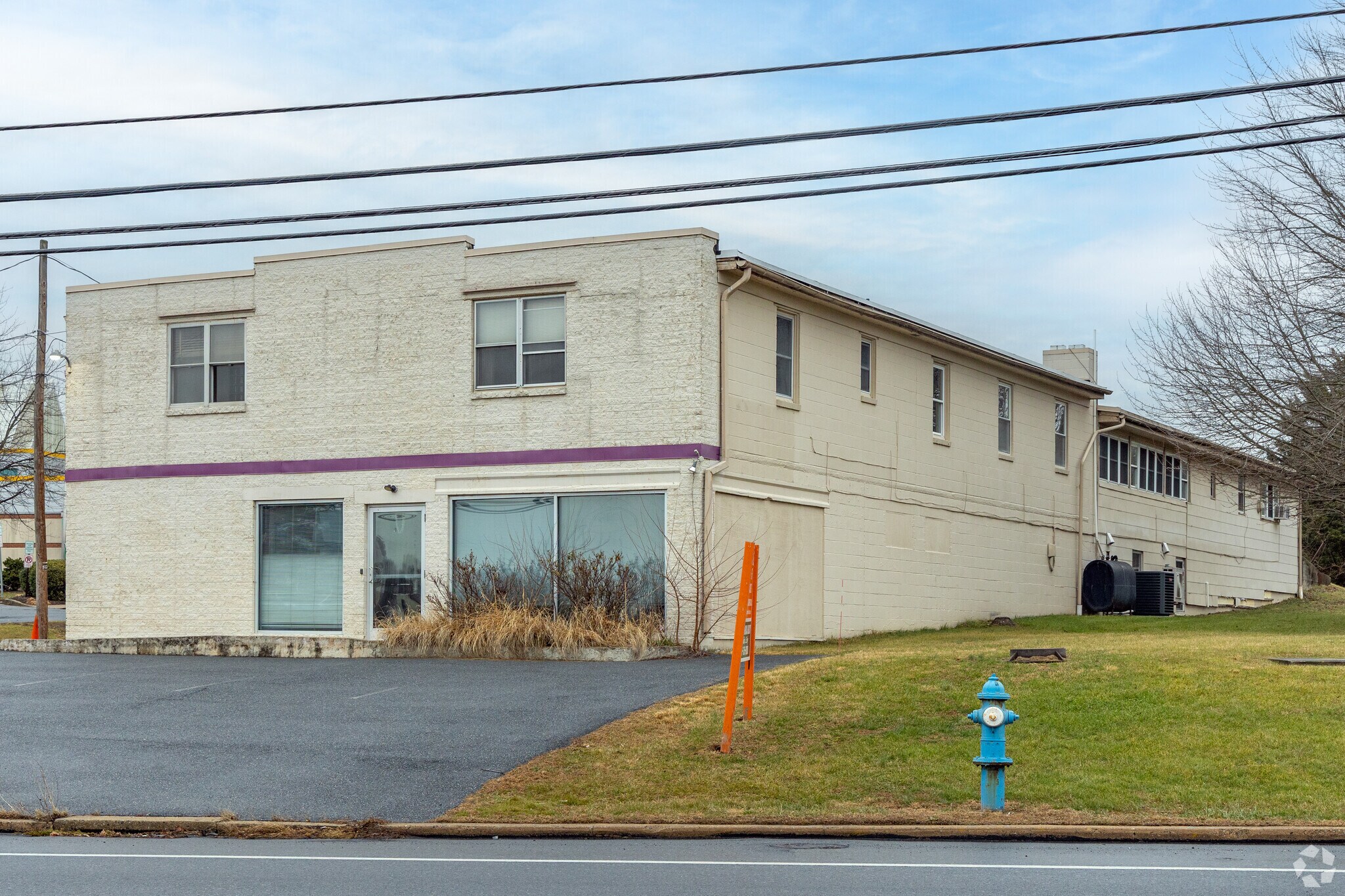 560 South Reading Rd, Ephrata, PA à louer Photo principale– Image 1 sur 9