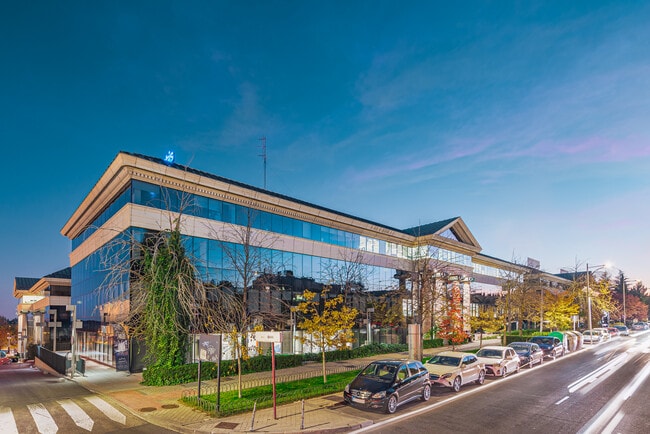 Plus de détails pour Avenida Europa, 26, Pozuelo de Alarcón - Bureau à louer