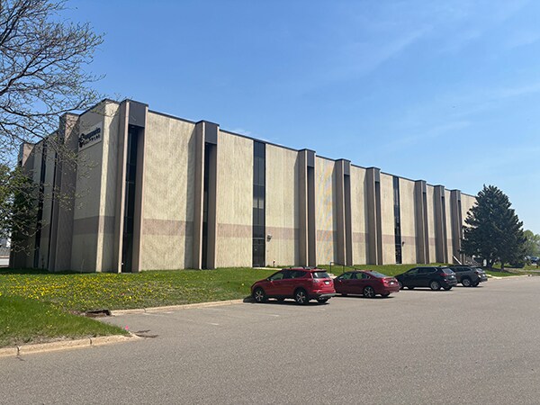 3140 Neil Armstrong Blvd, Eagan, MN à louer Photo de l’immeuble– Image 1 sur 1