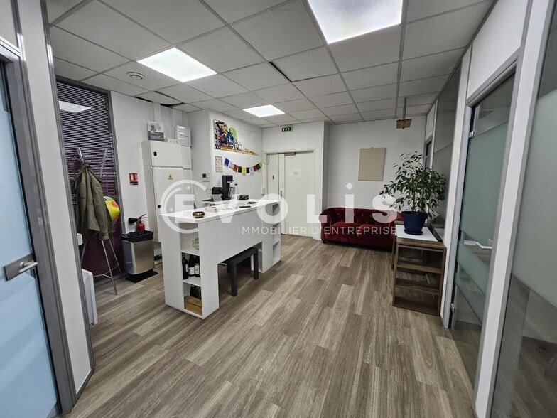 Bureau dans Châtillon à vendre - Photo intérieure – Image 3 sur 20