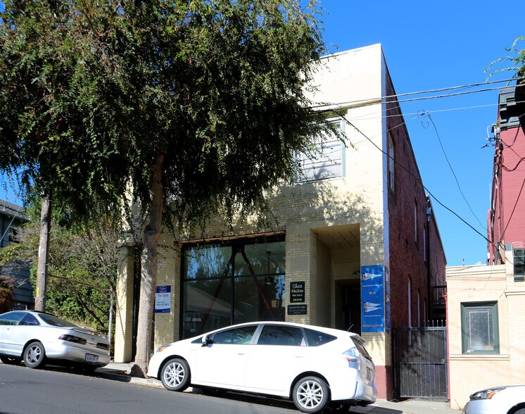 210 Washington Ave, Richmond, CA à louer - Photo principale – Image 1 sur 63