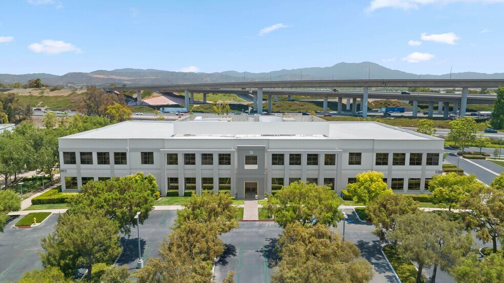 46 Discovery, Irvine, CA à louer - Photo de l’immeuble – Image 3 sur 99
