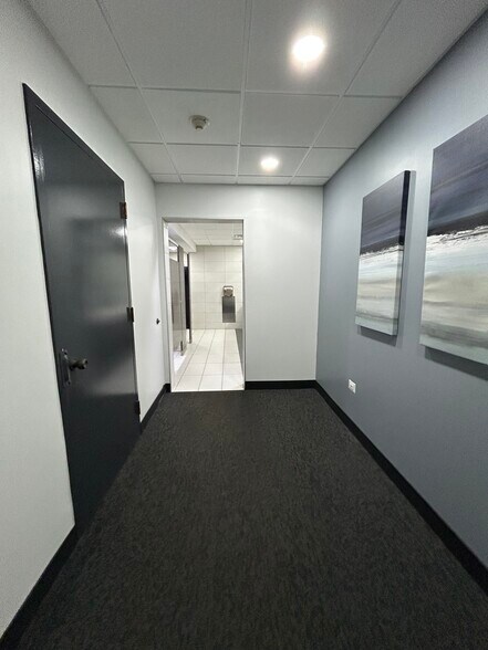 1550 N Northwest Hwy, Park Ridge, IL à louer - Photo intérieure – Image 2 sur 12