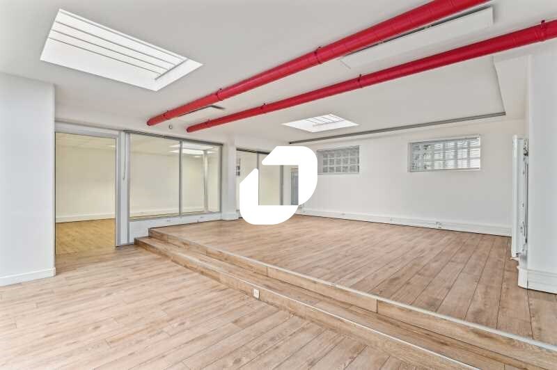 Bureau dans Courbevoie à louer - Photo de l’immeuble – Image 3 sur 16