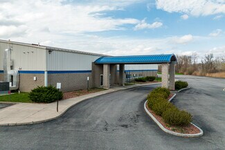 Plus de détails pour 6841 Collamer Rd, East Syracuse, NY - Local d’activités à vendre