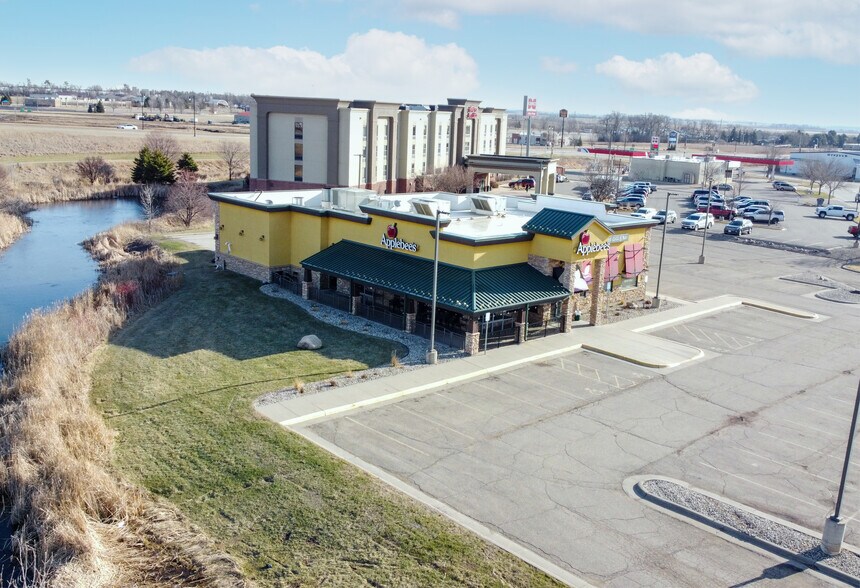 3001 Lefevre Dr, Brookings, SD à vendre - Photo de l’immeuble – Image 3 sur 6