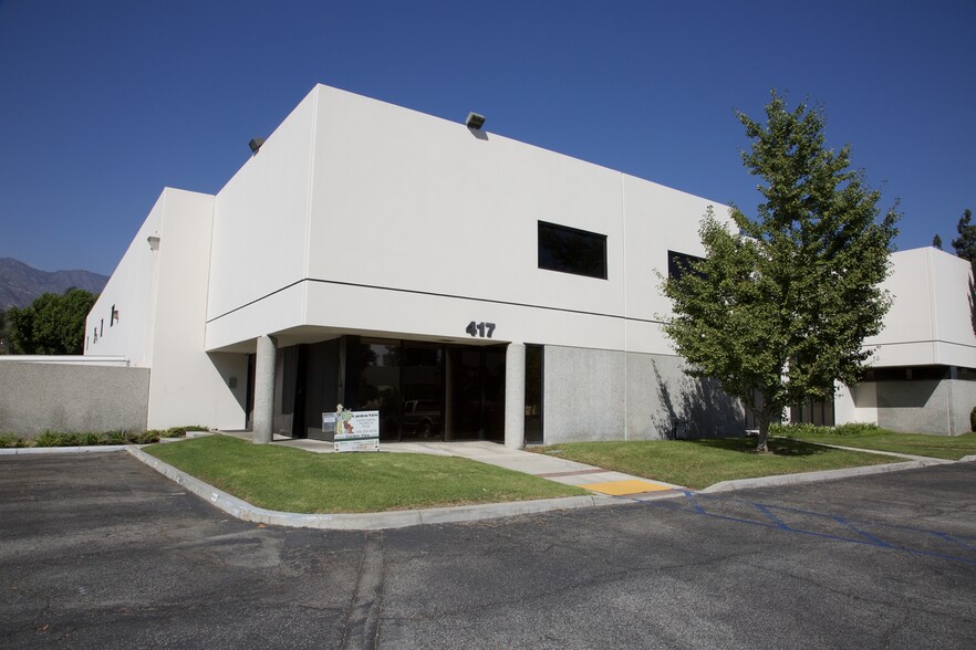 417-429 E Huntington Dr, Monrovia, CA à louer - Photo de l’immeuble – Image 3 sur 18