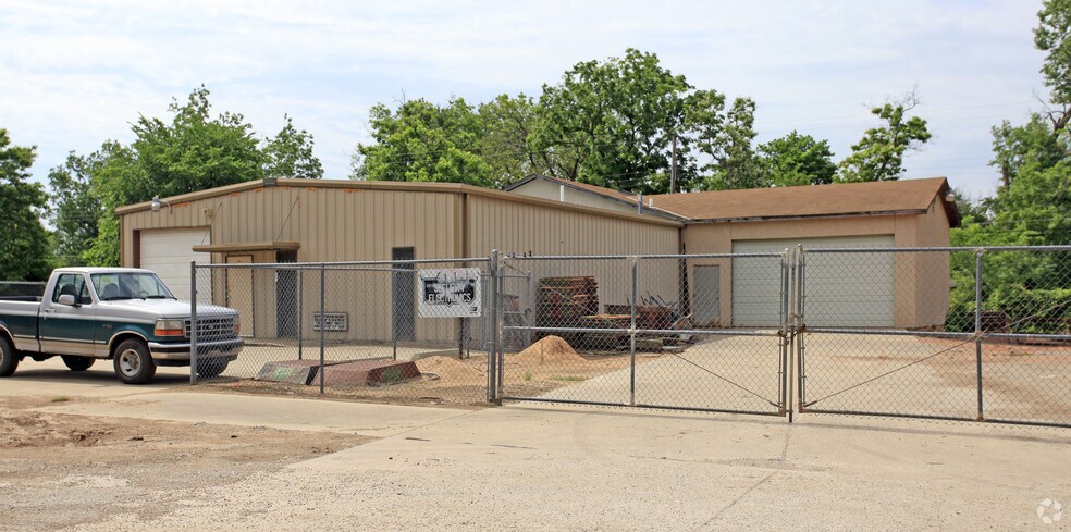 1128 SW 17th St, Oklahoma City, OK à vendre - Photo de l’immeuble – Image 2 sur 17