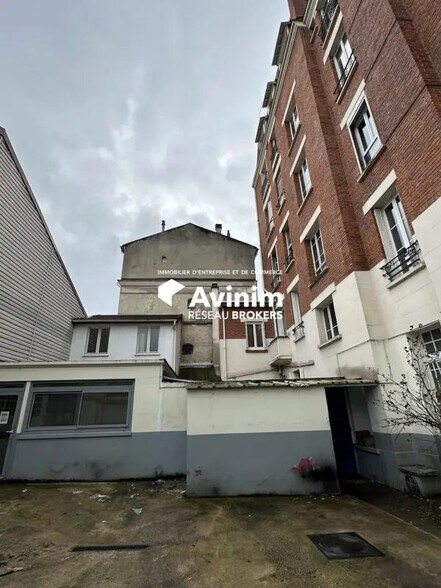 Local commercial dans Asnières-sur-Seine à louer - Photo de l’immeuble – Image 3 sur 4