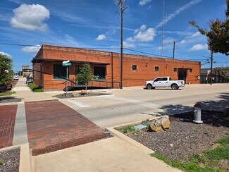 Plus de détails pour 117 S Houston Ave, Denison, TX - Local d'activités à louer