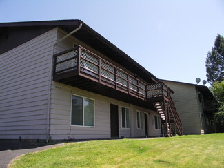 Plus de détails pour 1568 Minor Rd, Kelso, WA - Logement à vendre