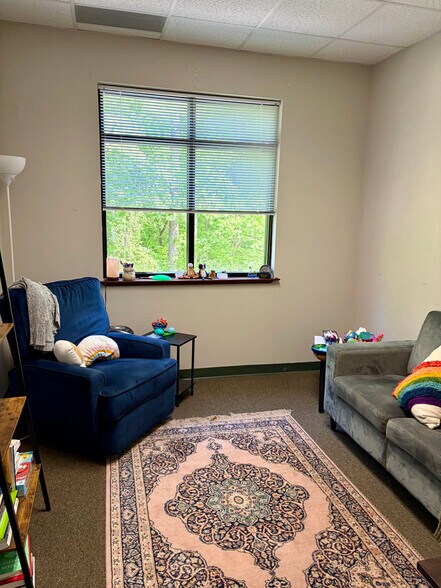312-326 Cloister Ct, Chapel Hill, NC à louer - Photo intérieure – Image 3 sur 8
