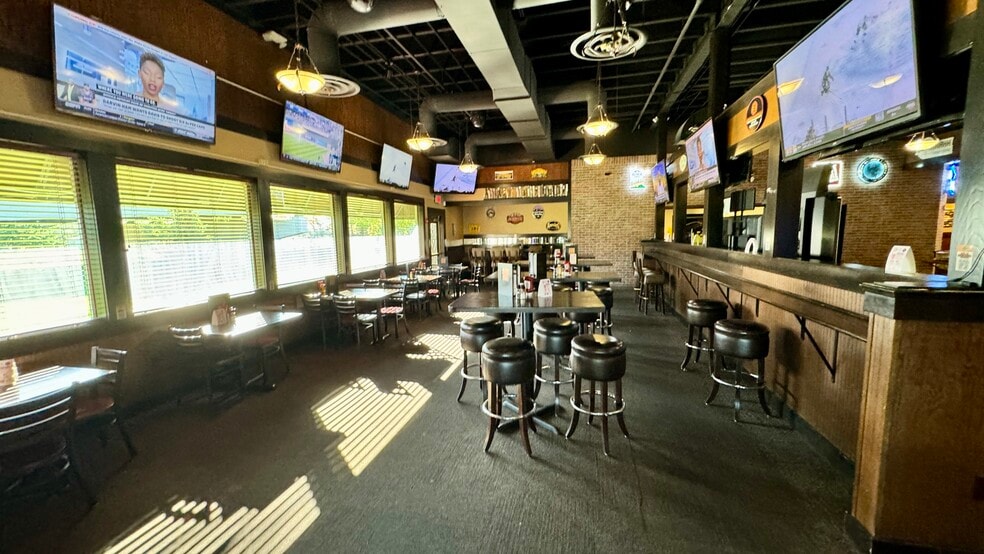 3333 Hwy 10 E, Moorhead, MN à vendre - Photo intérieure – Image 3 sur 36