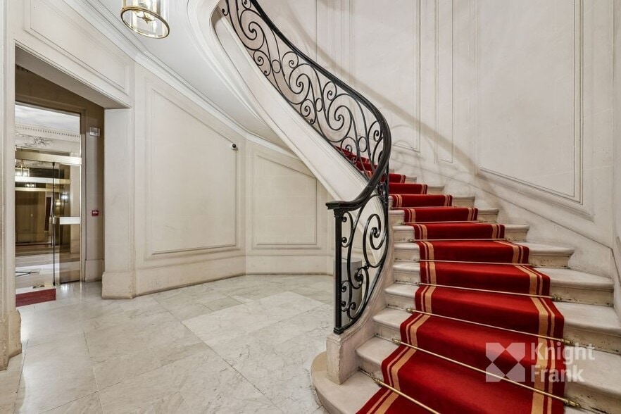 6 Rue Anatole De La Forge, Paris à louer - Hall d’entrée – Image 3 sur 9
