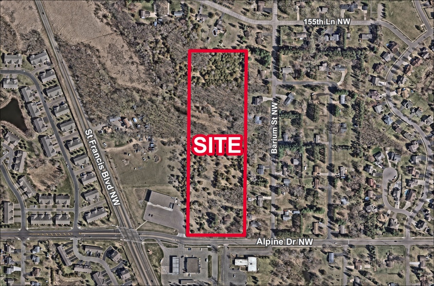 5243 Alpine Dr NW, Anoka, MN à vendre - Photo principale – Image 1 sur 1