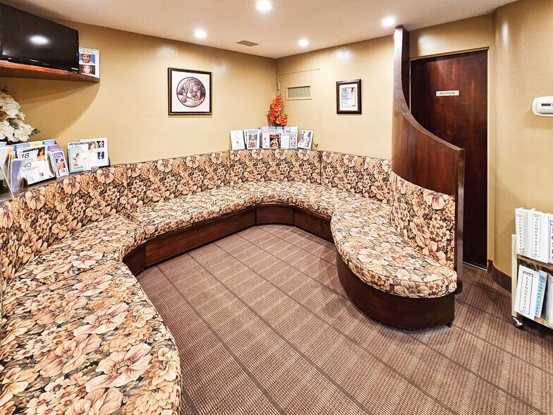 870 5th Ave, New York, NY à louer - Photo intérieure – Image 3 sur 16