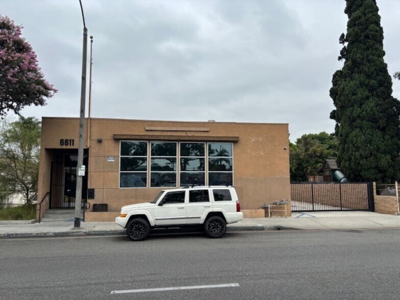 6611 Eastern Ave, Bell Gardens, CA à vendre - Photo de l’immeuble – Image 2 sur 4