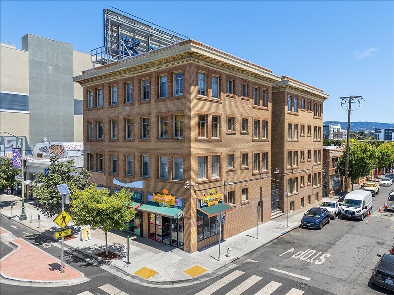 498 25th St, Oakland, CA à vendre - Photo de l’immeuble – Image 1 sur 46