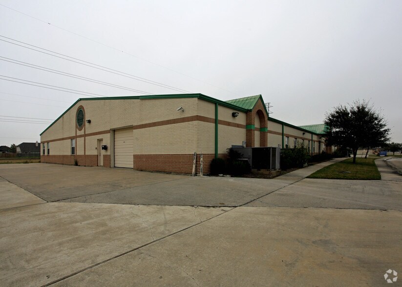 451 Landing Blvd, League City, TX à vendre - Photo de l’immeuble – Image 3 sur 13