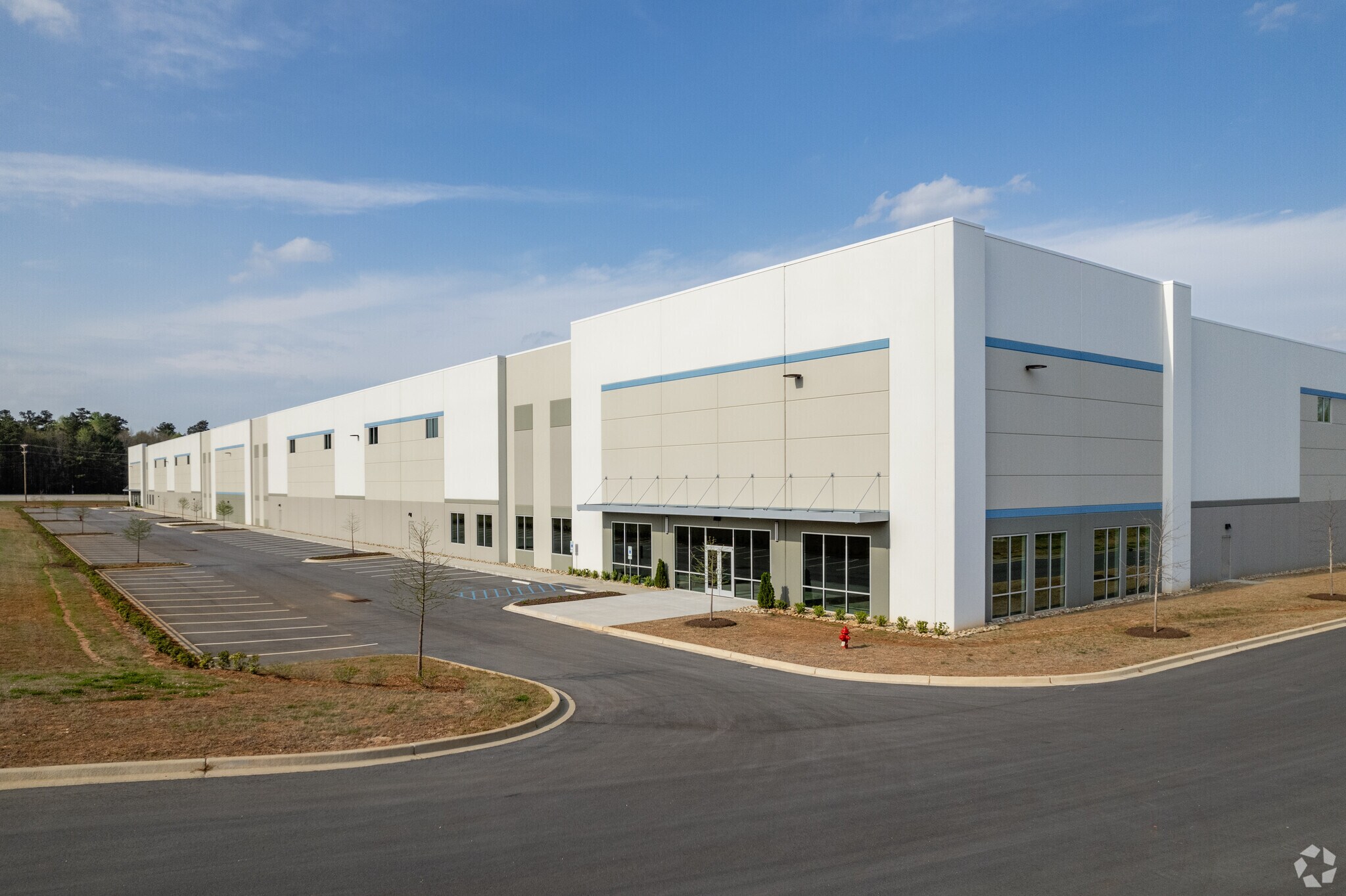 6675 Highway 221, Roebuck, SC à louer Photo principale– Image 1 sur 6