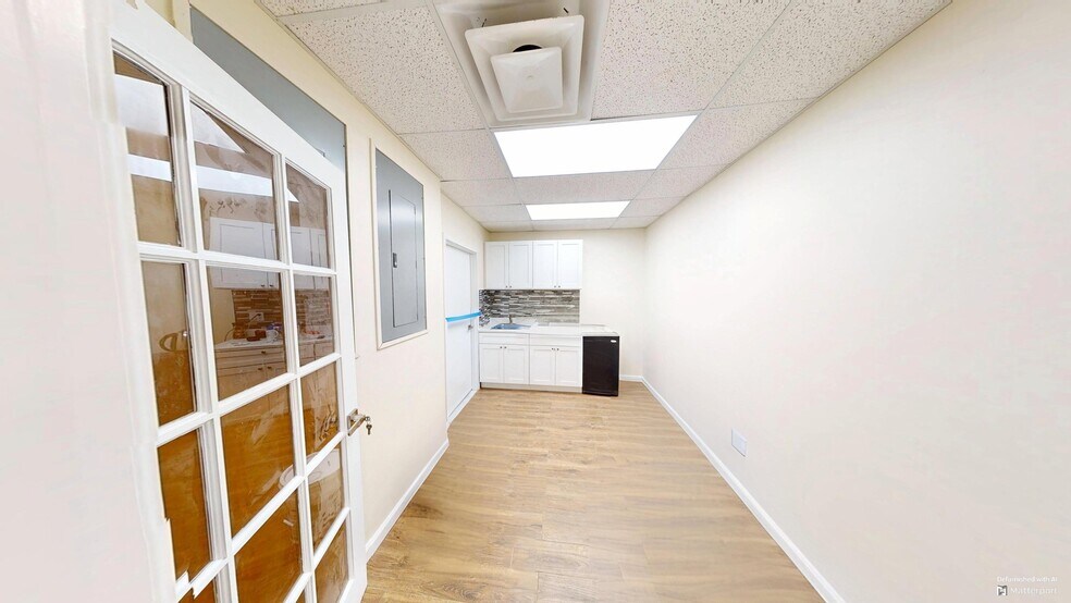1723 E 12th St, Brooklyn, NY à louer - Photo de l’immeuble – Image 2 sur 7